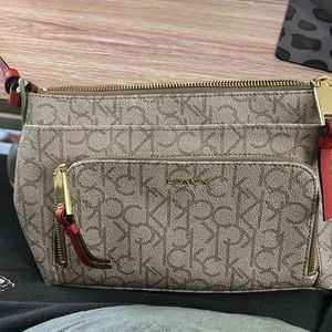 Calvin Klein crossbody